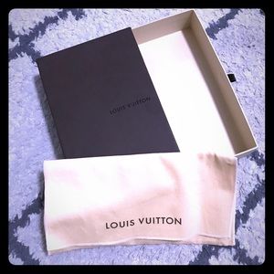 100% Authentic Louis Vuitton Wallet Dust Cover/Box